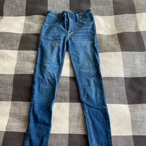 Abercrombie & Fitch Simone High Rise Jean Legging